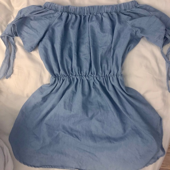 NWOT Denim Off-The-Shoulder Dress Cinched Waist - Picture 2 of 2